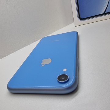 Apple iPhone XR 64 GB
